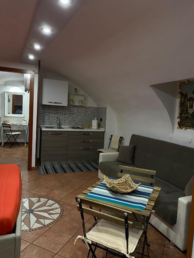 Home In Love: Balconcino Spaccanapoli מראה חיצוני תמונה
